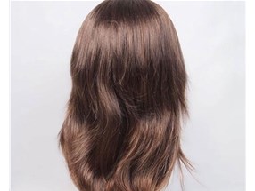 女生經常長白頭發，補發公司來和你講解決辦法