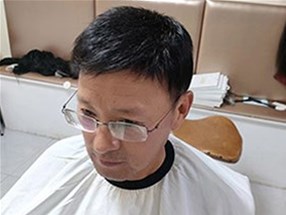 假發套打結了要怎么處理？